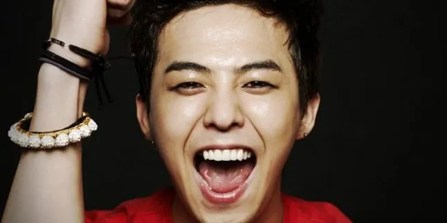 1.000 Fans Hadir Syuting MV, G-Dragon Naik Lamborghini