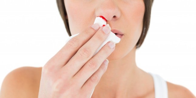 11 Rarely Known Causes of Nosebleeds, Weather Factors - Symptoms of Serious Illness