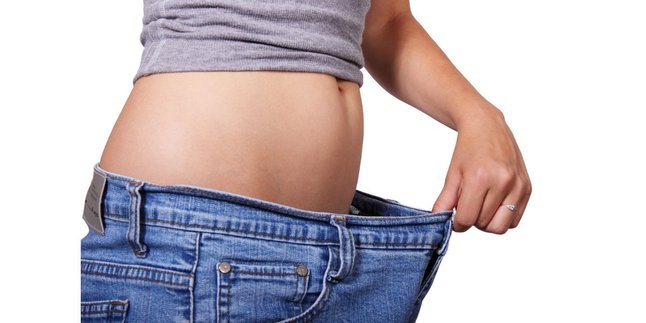 12 Effective Tricks to Lose Weight Naturally Without Exercise in 1 Week