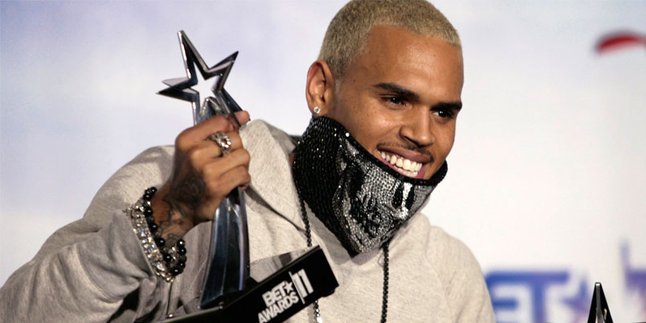 13 Ribu Orang Tolak Konser Chris Brown di Kanada!