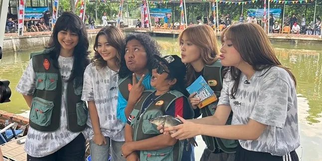 17 Agustus Core ala Gen Z, Intip Recap Momen Serunya Lomba Mancing Manja bareng by.U dan Para Content Creator! 17 Agustus Core ala Gen Z, Intip Recap Momen Serunya Lomba Mancing Manja bareng by.U dan Para Content Creator!