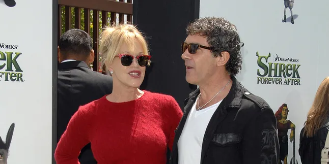 18 Tahun Menikah, Melanie Griffith Gugat Cerai Antonio Banderas