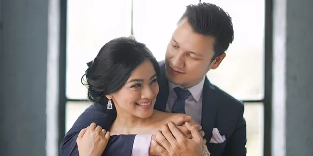 19 Tahun Berlalu, Titi Kamal & Christian Sugiono Nostagia Pamer Foto Masa Pacaran