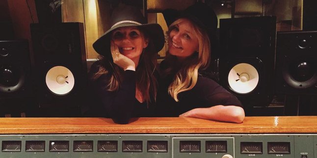 2 Personel Spice Girls Kembali Masuk Studio Untuk Lagu Baru?