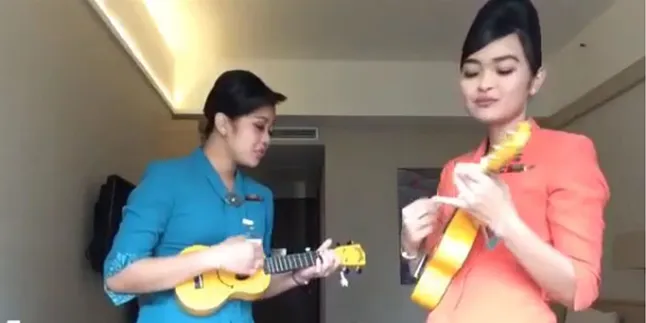 2 Pramugari Cantik Garuda Menjelma Jadi Isyana Sarasvati