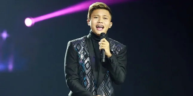 2 Singlenya Sukses, Rizky Febian Deg-Degan Saat Rilis 'Cukup Tau'