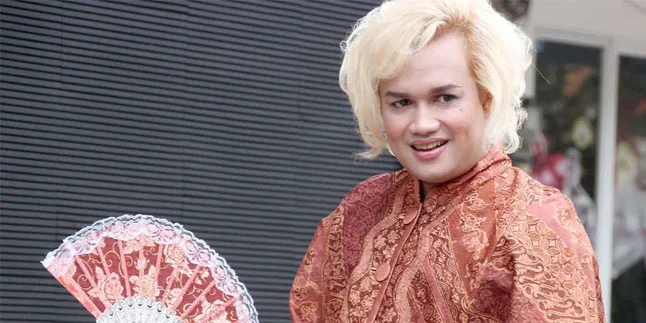 2014, Tata Liem Ingin Tampil Maskulin