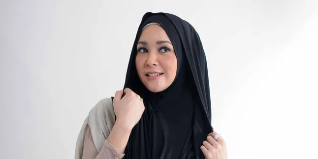 2017, Maia Estianty Diramalkan Menikah Lagi dan Dhani Minta Maaf