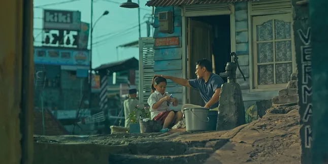21 Indonesian Films That Make You Cry, Family and Love Dramas that Drain Your Tears