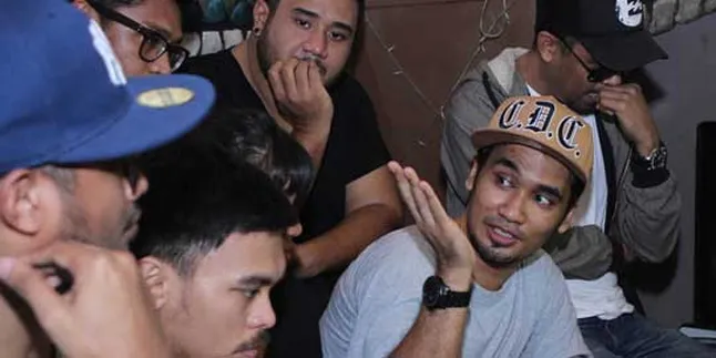 22 Musisi Nyanyikan Lagu Untuk Korban Bencana Ambon