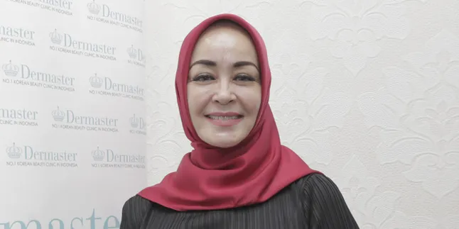 27 Tahun Cerai, Chintami Atmanegara Rukun dengan Mantan Suami 27 Tahun Cerai, Chintami Atmanegara Rukun dengan Mantan Suami