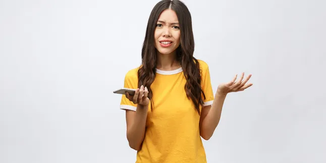 3 Hal Paling KZL yang Dirasakan Milenial Saat Internetan, Waktunya Move On Nih!