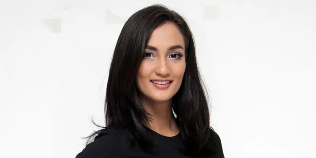'3 NAFAS LIKAS' Sukses Bikin Atiqah Hasiholan Nangis '3 NAFAS LIKAS' Sukses Bikin Atiqah Hasiholan Nangis