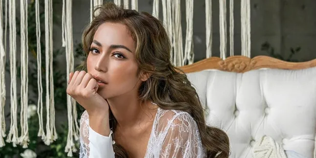 3 Tetangganya Positif Corona, Jessica Iskandar Ketakutan