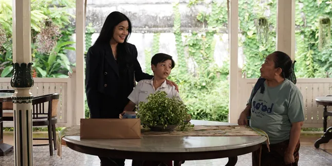 "Air Mata di Ujung Sajadah 2" Resmi Tayang Hari Ini, Siap Menggugah Emosi dengan Kisah yang Lebih Mendalam "Air Mata di Ujung Sajadah 2" Resmi Tayang Hari Ini, Siap Menggugah Emosi dengan Kisah yang Lebih Mendalam