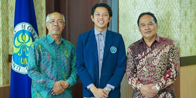 3,5 Tahun Tidak Kuliah, Bayu Skak Diluluskan UM Malang 3,5 Tahun Tidak Kuliah, Bayu Skak Diluluskan UM Malang