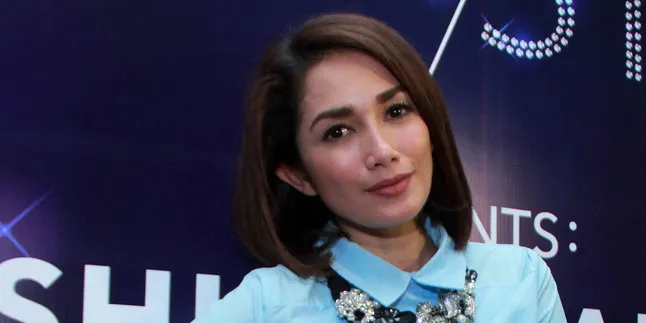 Umrah Berdua, Ini Perasaan Ussy & Andhika Pratama Tinggalkan Anak