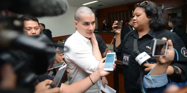 4 Bulan Mendekam Dibalik Jeruji Besi, Steve Emmanuel Alami Gangguan Mental