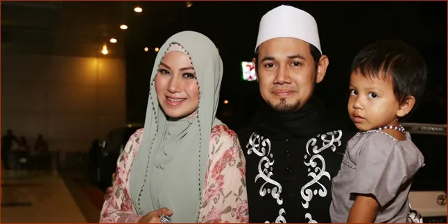 4 Tahun Menikah, Puput Melati - Guntur Bumi Banyak Anak 4 Tahun Menikah, Puput Melati - Guntur Bumi Banyak Anak
