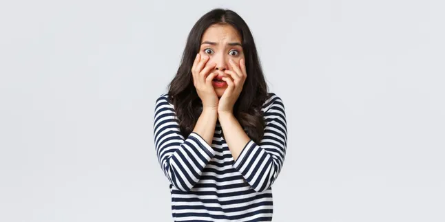 4 Zodiak yang Hidupnya sering Banget Insecure, Cancer harus bisa Santai Sedikit