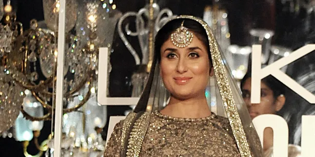45 Hari Usai Lahiran, Kareena Kapoor Tampil Stunning di Catwalk