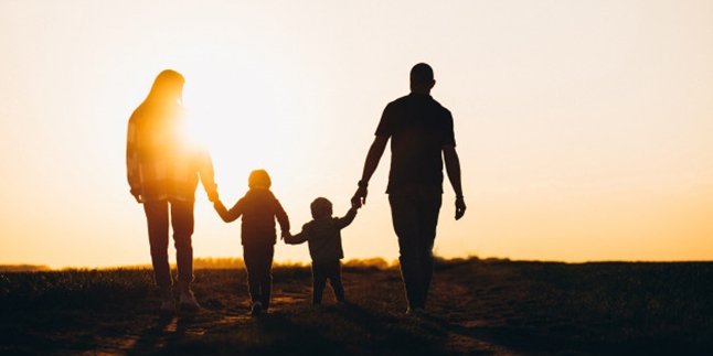 90 Kata-Kata Keluarga Sederhana yang Menyentuh Hati dan Penuh Makna