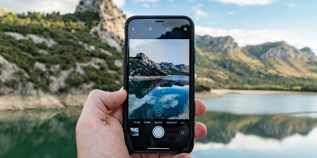 5 Easy and Safe Ways to Clean Your Smartphone Camera, Making Your Shots Clearer