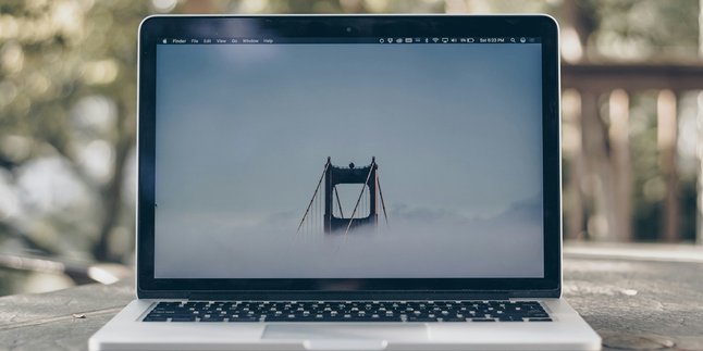 5 Easy Ways to Change Laptop and MacBook Wallpapers, Can be Done in Seconds