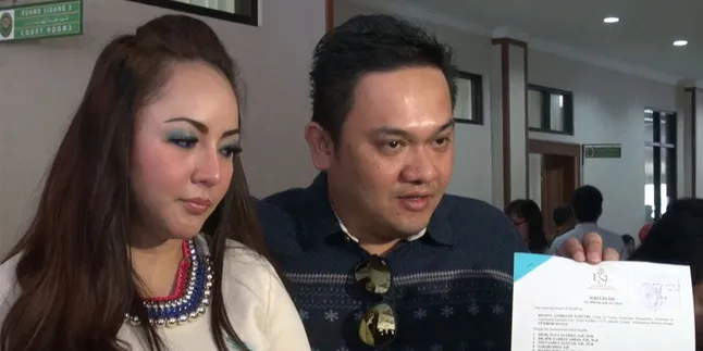 5 Jam Diperiksa, Farhat Abbas Dicecar 27 Pertanyaan 5 Jam Diperiksa, Farhat Abbas Dicecar 27 Pertanyaan