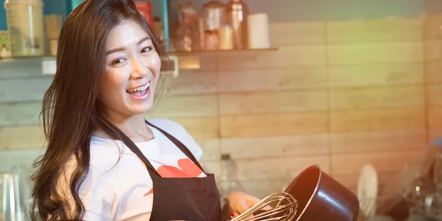 5 Peralatan Wajib Punya yang Bikin Dapurmu Sekece Milik Selebriti
