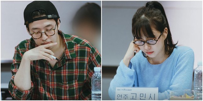 5 Photos of Kang Ha-Neul and Go Min-Si Reading the Script for the Drama 'TASTEFULLY YOURS', Premiering May 2025