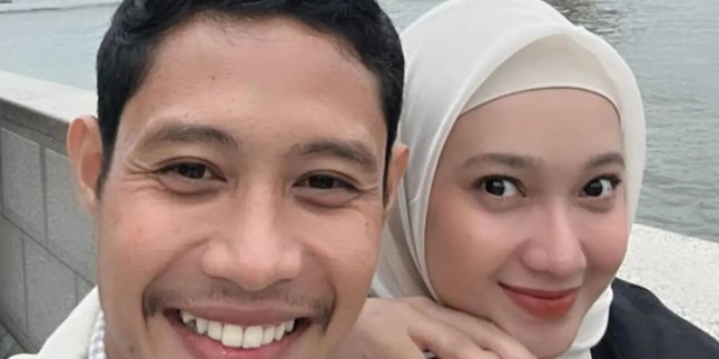 5 Romantic Portraits of Evan Dimas and His Wife, Appearing Harmonious Despite Rarely Being in the Spotlight