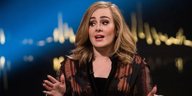5 Tahun Pacaran, Adele & Simon Konecki Bakal Segera Tunangan? 5 Tahun Pacaran, Adele & Simon Konecki Bakal Segera Tunangan?