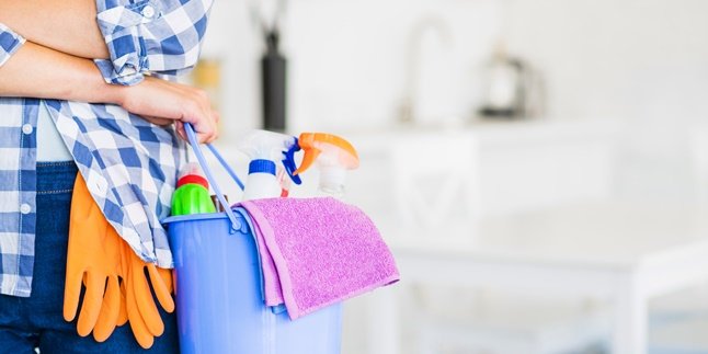 5 Tips to Clean Stubborn Stains on Bathroom Ceramic Tiles Practically