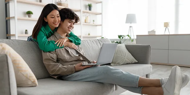 5 Zodiak Ini Jarang PDKT Tapi Punya Banyak Penggemar Rahasia, Kamu Termasuk? 5 Zodiak Ini Jarang PDKT Tapi Punya Banyak Penggemar Rahasia, Kamu Termasuk?