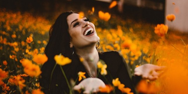 56 Wise Words to Smile, Radiant Happiness that Strengthens the Heart