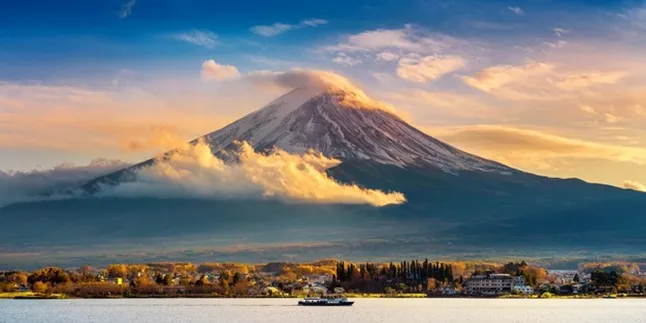 57 Kata-Kata Tentang Gunung yang Penuh Arti, Bikin Semangat Mendaki Sampai Puncak