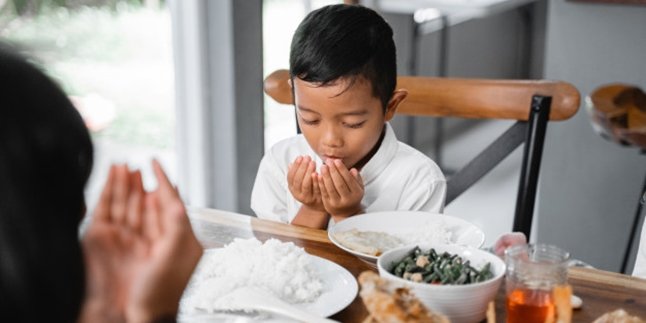 6 Tips Menjaga Anak Tetap Sehat di Akhir Puasa Ramadan