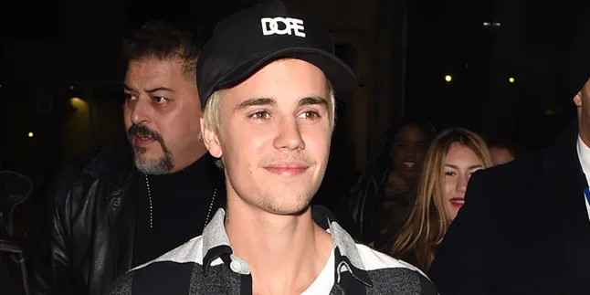 6 Dendam Justin Bieber Paling Diingat, Dari Fans - The Weeknd 6 Dendam Justin Bieber Paling Diingat, Dari Fans - The Weeknd