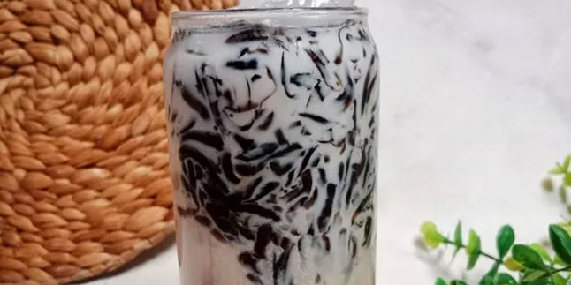 6 Resep Cara Membuat Es Cincau Gula Merah yang Menyegarkan, Bisa Dikreasikan Agar Lebih Unik dan Nikmat