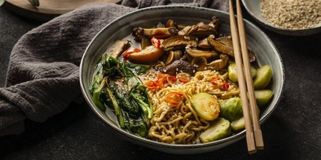 6 Resep Mie Tumis yang Praktis, Cocok Dimasak Saat Lapar Tengah Malam