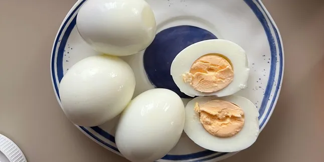 6 Levels of Boiling Eggs, from Soft-Boiled to Perfectly Cooked