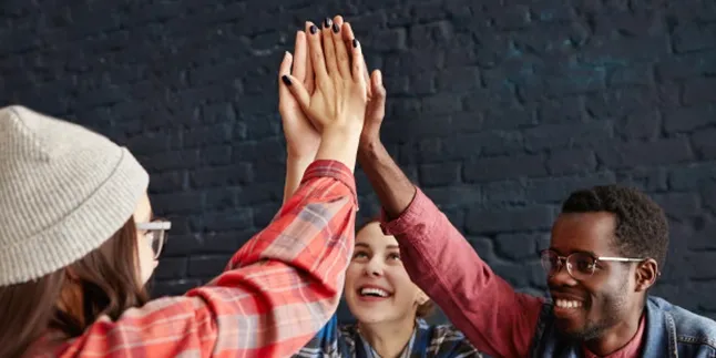 62 Kata-Kata Berjuang Bersama untuk Masa Depan, Jadikan Pemecut Semangat