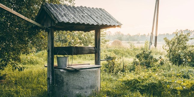 7 Arti Mimpi Menimba Air di Sumur, Bisa Jadi Peringatan Penting dalam Hidup