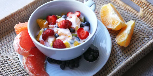 7 Cara Membuat Salad Buah yang Enak untuk Sambut Musim Panas