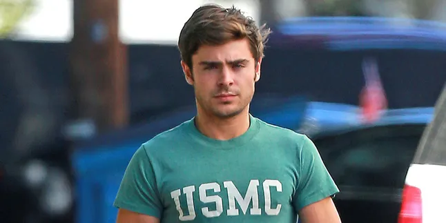 7 Fakta Konyol Tentang Zac Efron, Siap-Siap Geleng Kepala