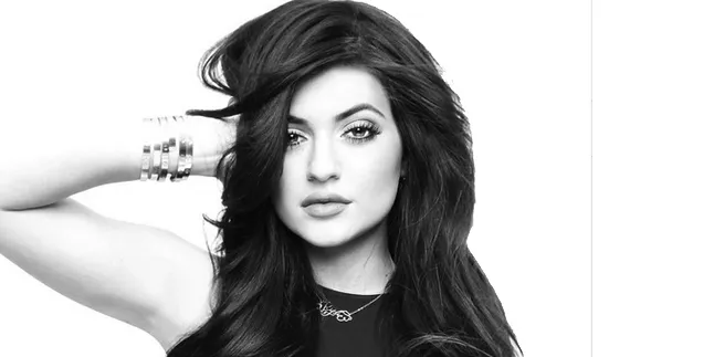 7 Fakta Unik Kylie Jenner, Ternyata Benci Dengan Kue Cokelat! 7 Fakta Unik Kylie Jenner, Ternyata Benci Dengan Kue Cokelat!