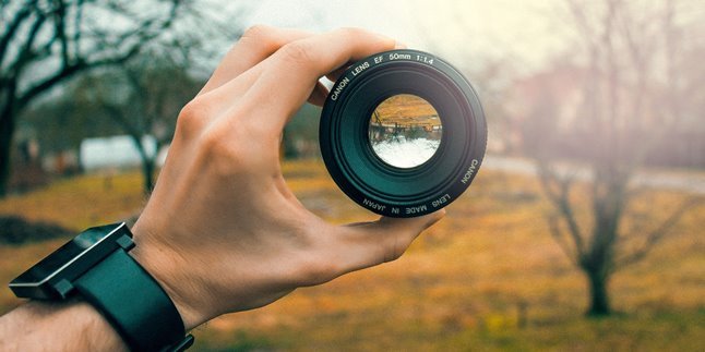 7 Types of Camera Lenses, Recognize Their Functions and Uses