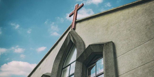 70 Touching and Meaningful Holy Thursday Words and Greetings