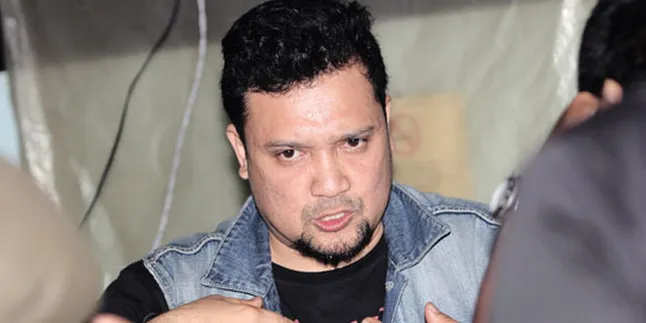 8 Band Rock Adu Rasa di Hadapan Baron